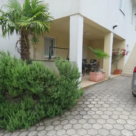 Apartments Villa Urbajs Vrsar Exteriér fotografie